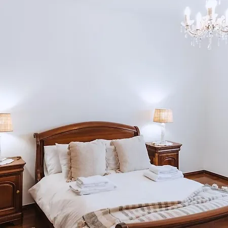 Semesterbostad Casa Do Patio - 3 Bedrooms, Ponte Rol Torres Vedras