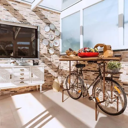 Casa Do Patio - 3 Bedrooms, Ponte Rol