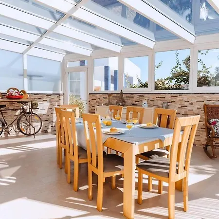 Semesterbostad Casa Do Patio - 3 Bedrooms, Ponte Rol