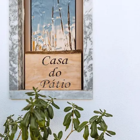 Semesterbostad Casa Do Patio - 3 Bedrooms, Ponte Rol *