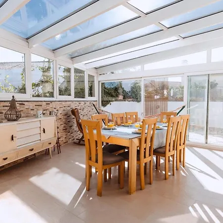 Villa Casa Do Patio - 3 Bedrooms, Ponte Rol *