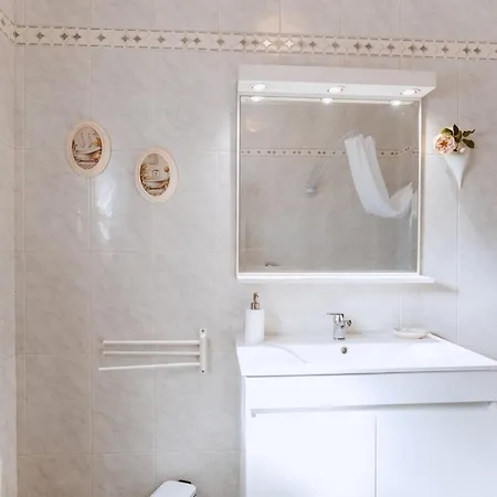 Villa Casa Do Patio - 3 Bedrooms, Ponte Rol Torres Vedras