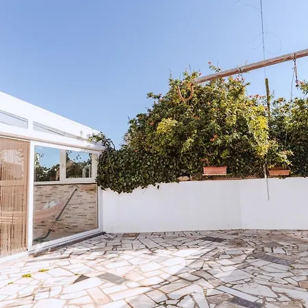 Casa Do Patio - 3 Bedrooms, Ponte Rol Torres Vedras