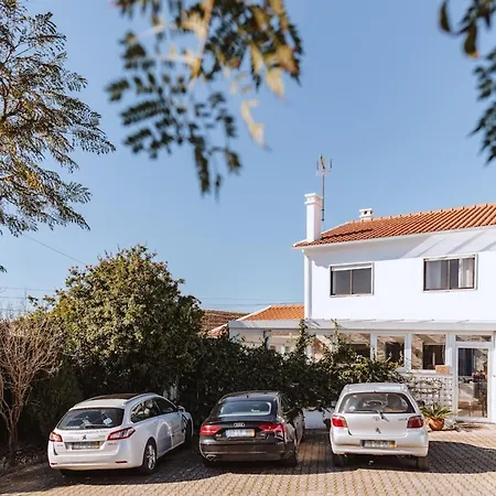 Casa Do Patio - 3 Bedrooms, Ponte Rol