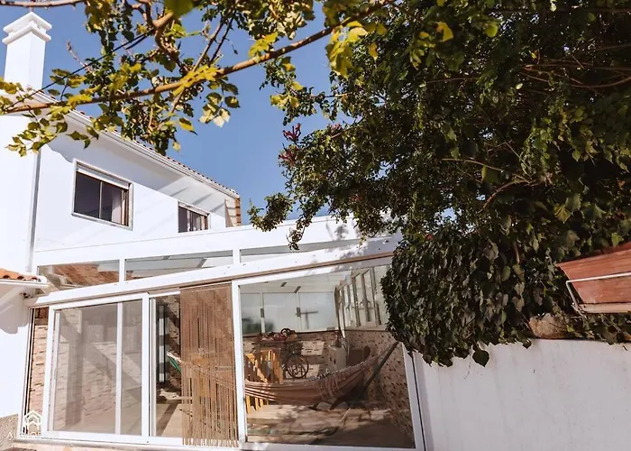 Casa Do Pátio - 3 Bedrooms, Ponte Rol